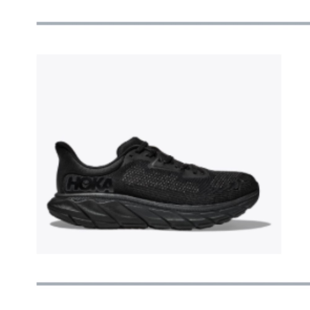Hoka Arahi never worn!
